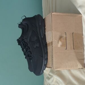 Under Armour running shoes men size 12